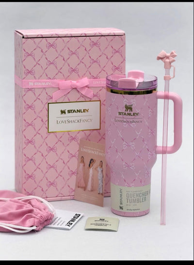 Stanley x LoveShackFancy 40oz Quencher H2.0 FlowState Tumbler – Baby Bow Pink Peppermint