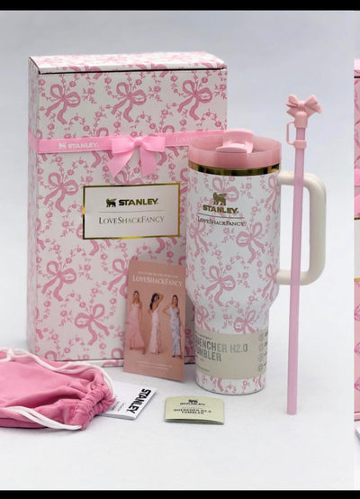Stanley x LoveShackFancy Ribbon Rosa Quencher H2.0 FlowState Tumbler | 40oz